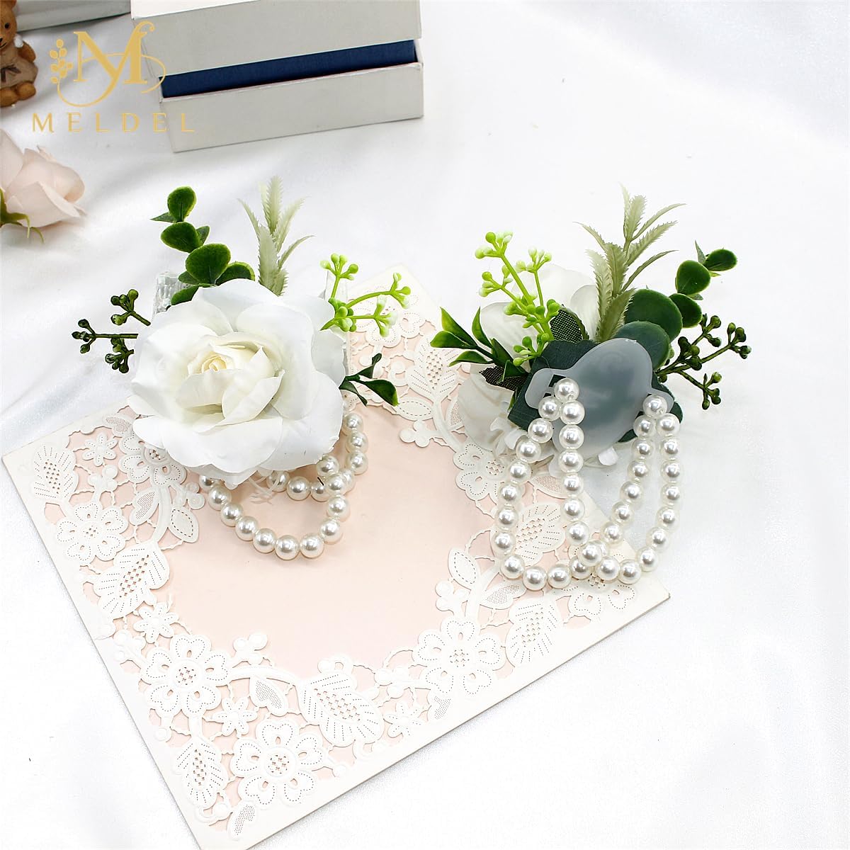 Wrist corsage