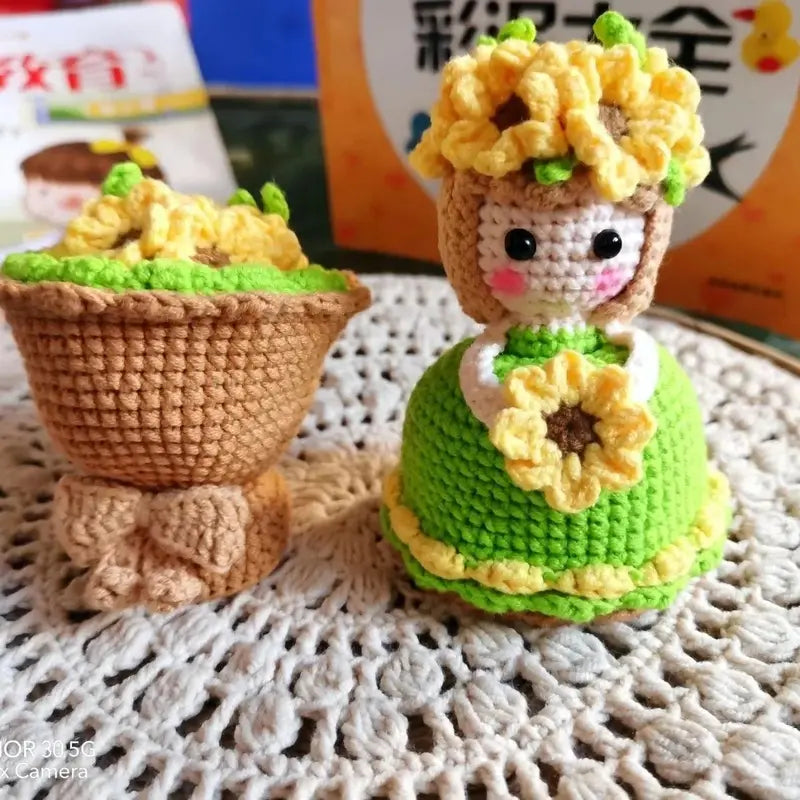 Handmade Crochet Cross-Dressing Bride Doll Knitted Finished Flower Bouquet Decoration Girls Birthday Gift Knitting Supplies