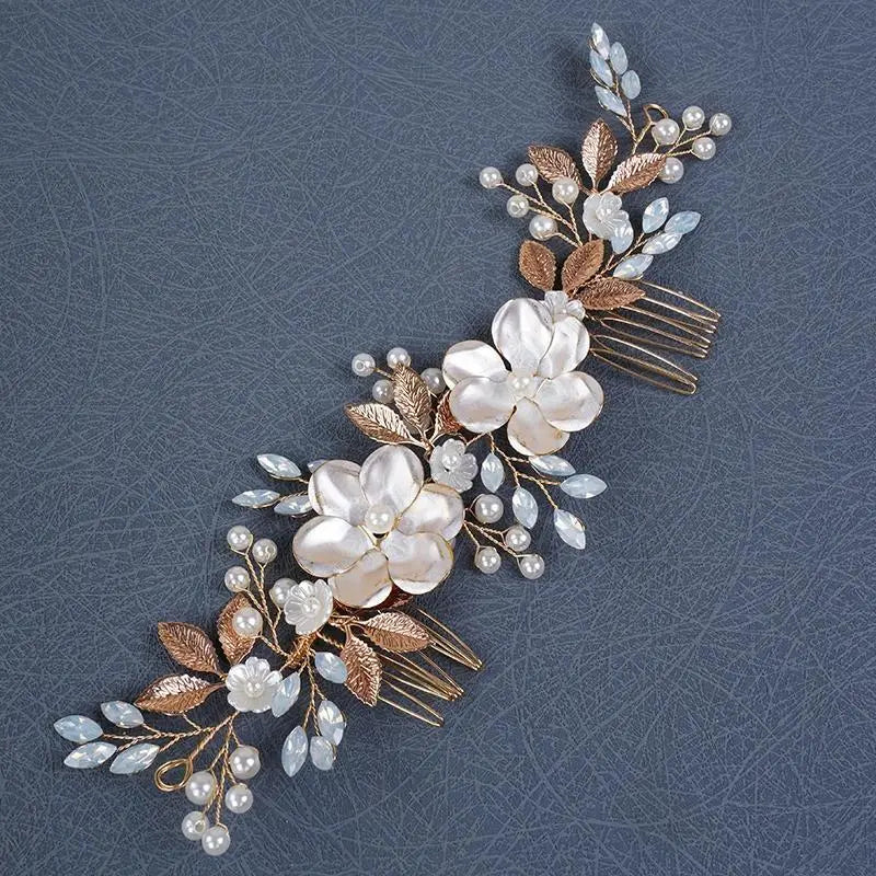 Leaf Bride Wedding Hair Comb Rhinestone Pearl Bridal Hair Pieces Flower Wedding Headpiece for Brides Crystal Hair Accessories