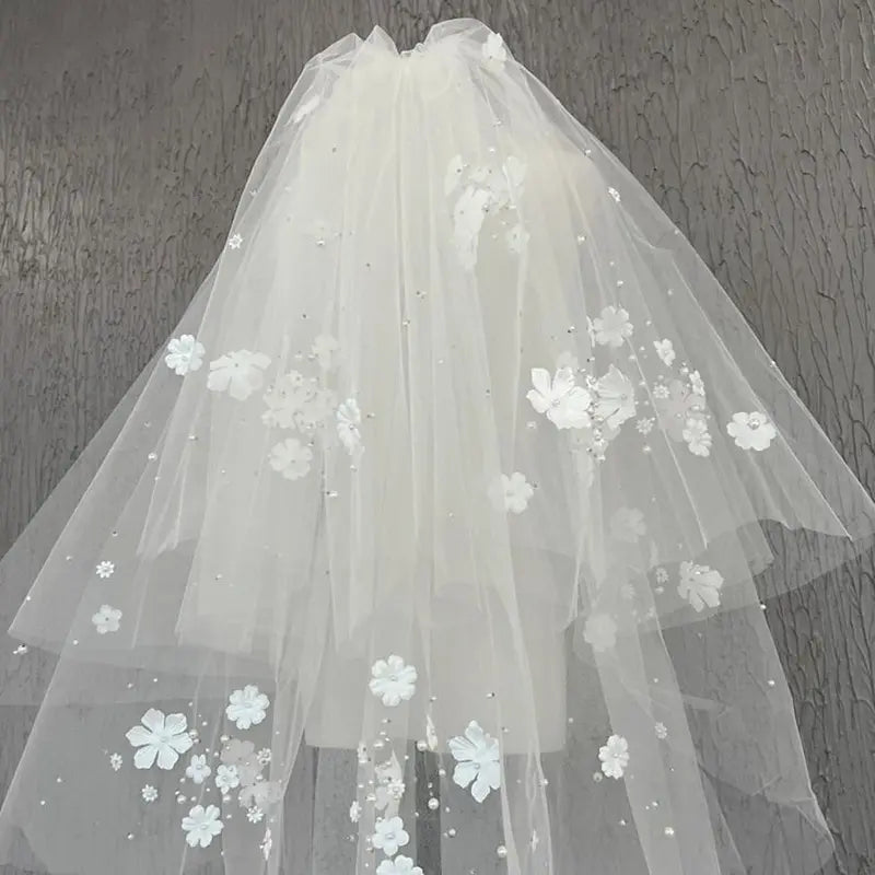 New Arrival Ivory Short Bridal Veils 3D Flowers with Comb Bride wedding accessories Vestidos de novia