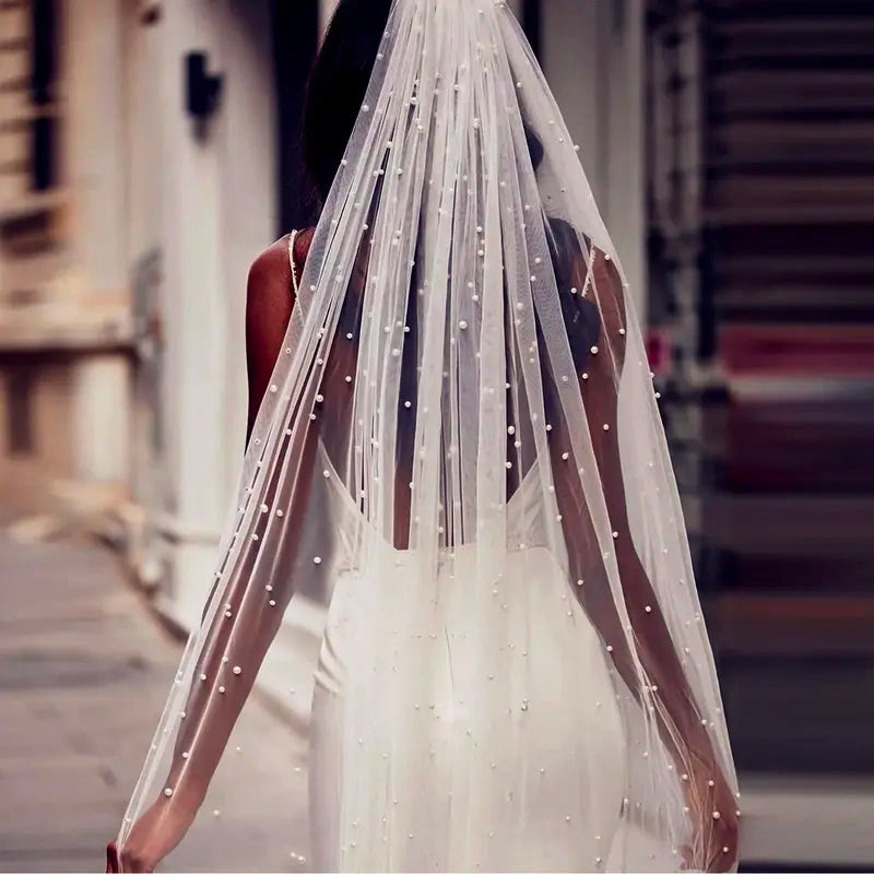 Short Wedding Veil for Bride Pearls Beaded Bridal Veils with Comb Soft Tulle Wedding Accessories Hot Sale Gift for Bride G05