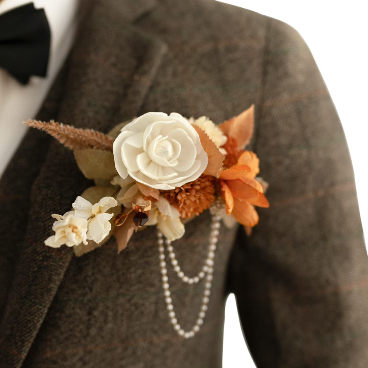 Ling's Moment Boutonniere for Men with Pin, White Ranunculus Ivory, 6"Wx5"H