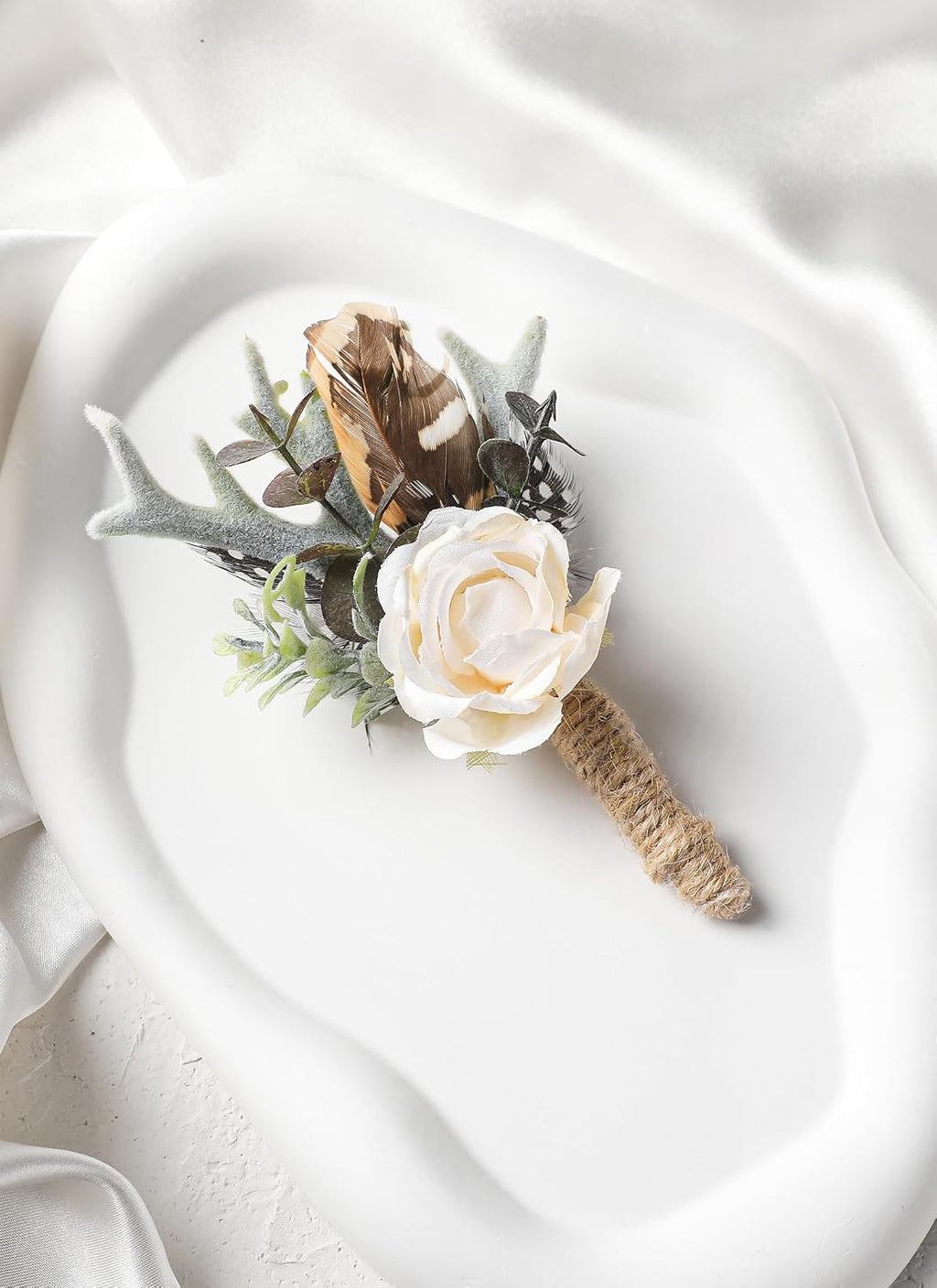 Rose Boutonniere for Men - Prom Boutonniere for Wedding Feather Rustic Boutonnieres for Groom Boho Corsage for Groomsmen Anniversary Formal Dinner Party Ceremony Celebration