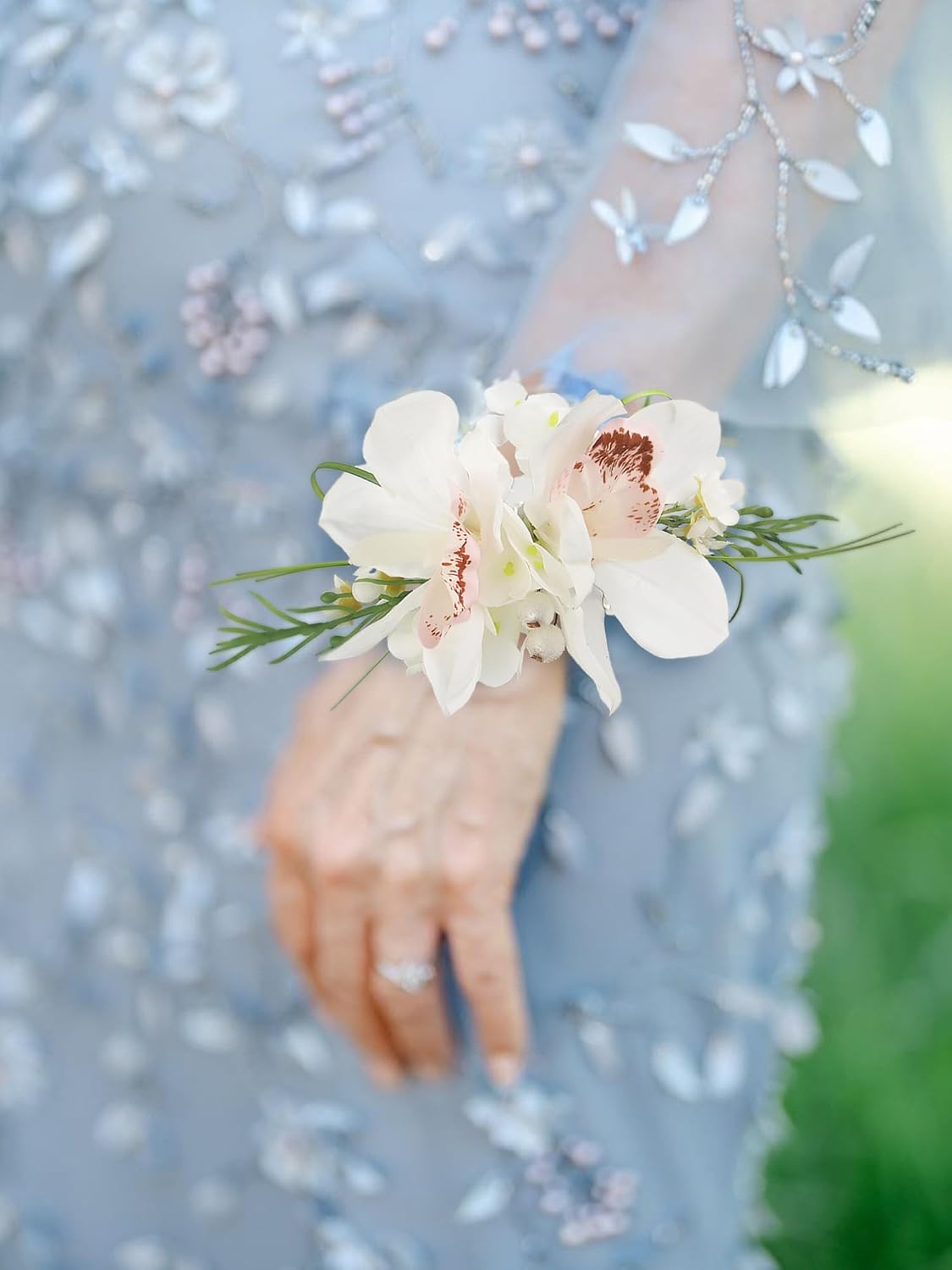 Rinlong 2Pcs White Orchid Wrist Corsage for Wedding, Prom, Homecoming