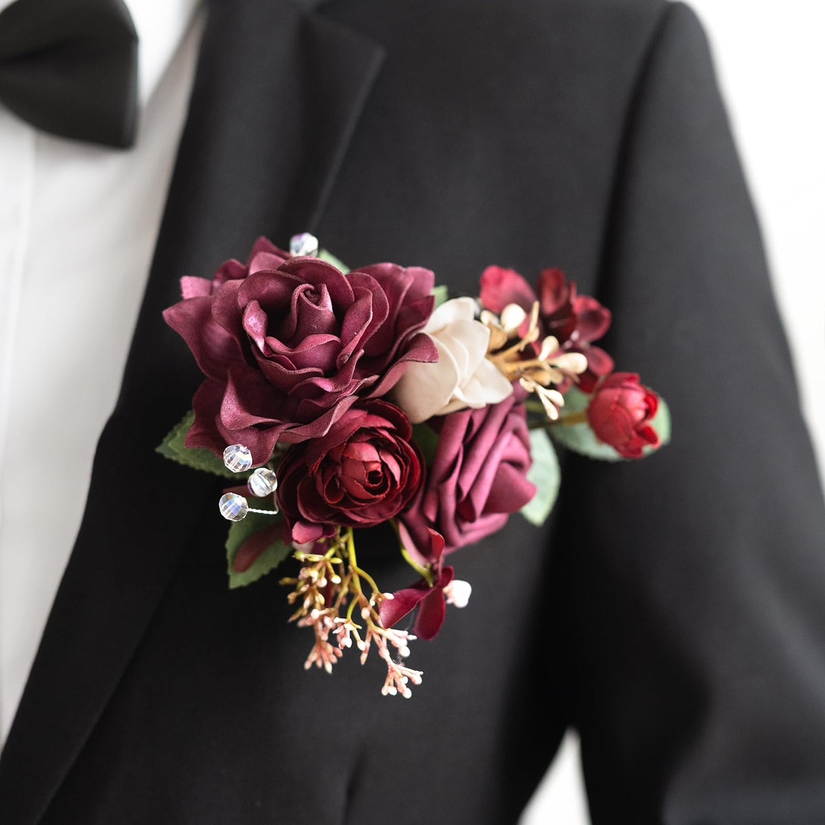 Ling's Moment Boutonniere for Men with Pin, White Ranunculus Ivory, 6"Wx5"H