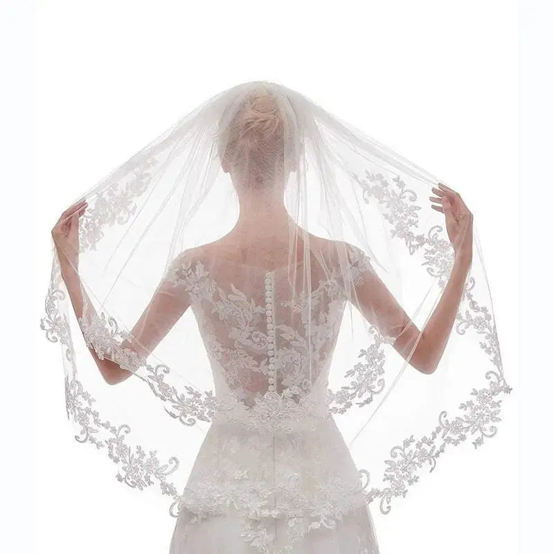 Wedding Bridal Veil 2 Tier Flower Lace Applique Edge Fingertip Length Tulle Veil with Comb for Brides White Ivory
