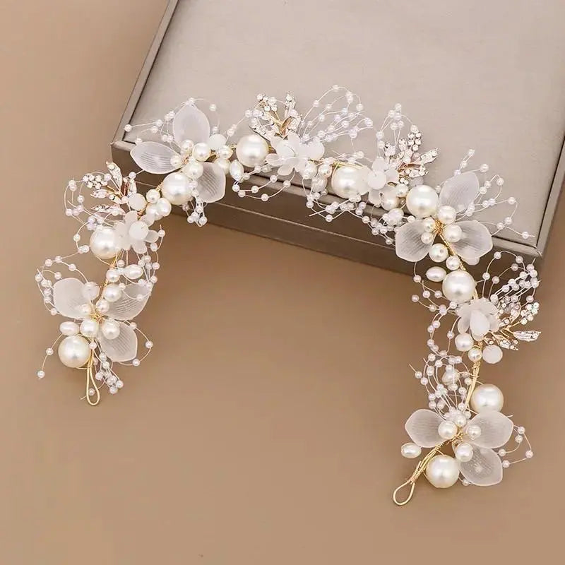 Pearl Flower Crown Headband Bridal Crystal Wedding Headpiece Boho Bride Hair Accessories Floral Crown for Bridesmaid Prom 2025