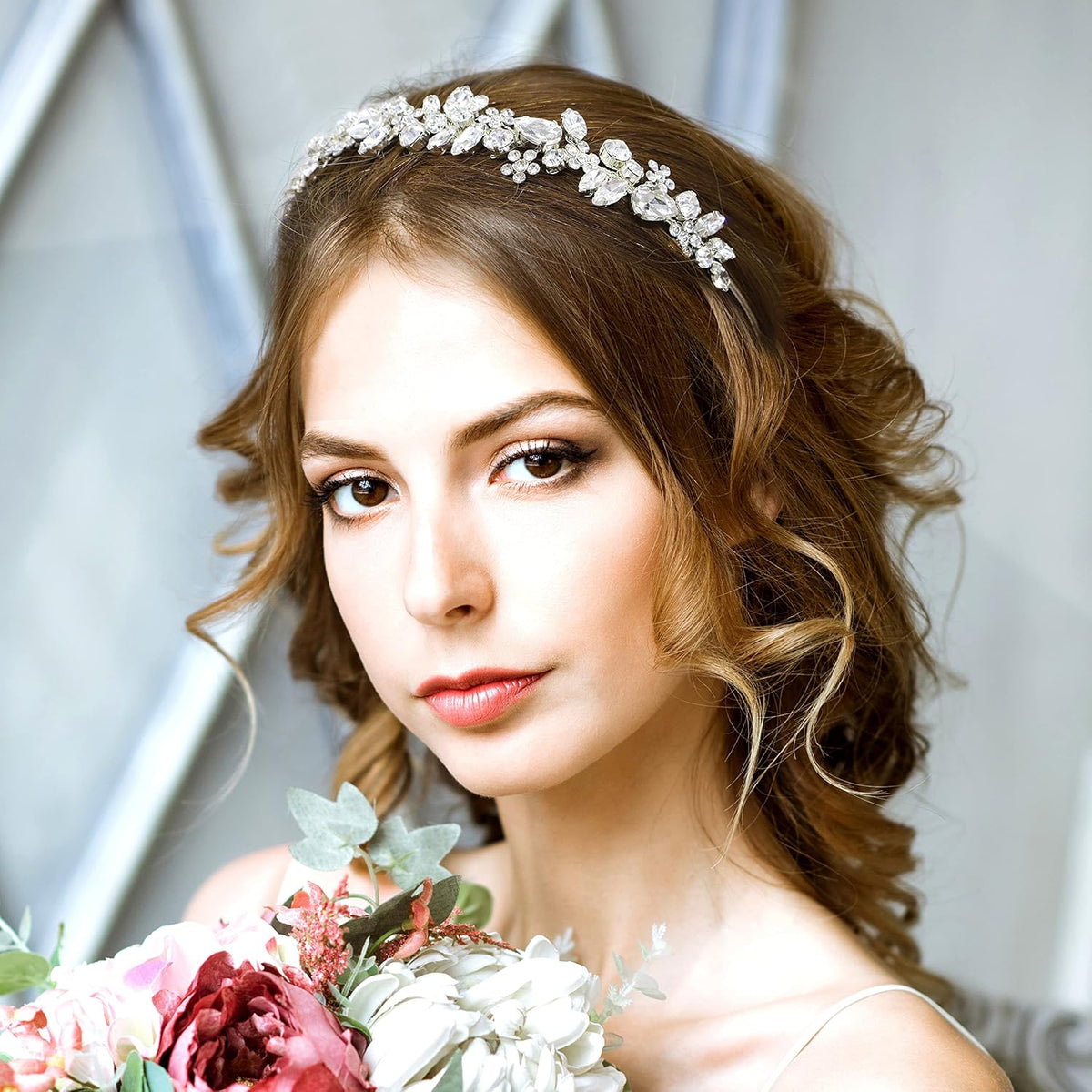 Oriamour Crystal Wedding Headbands Handmade Bridal Headpieces For Bride Wedding Hair Accessories For Bridesmaids Prom Party (Silver)