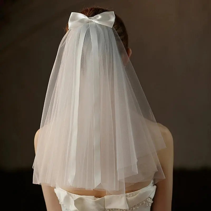 V740 Wedding Bridal Short Veil Two-Layer Tulle Satin Bow White Shoulder Handmade Brides to Be Women Headdress Veil